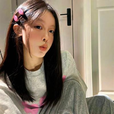 我才不要和人类恋爱呢
